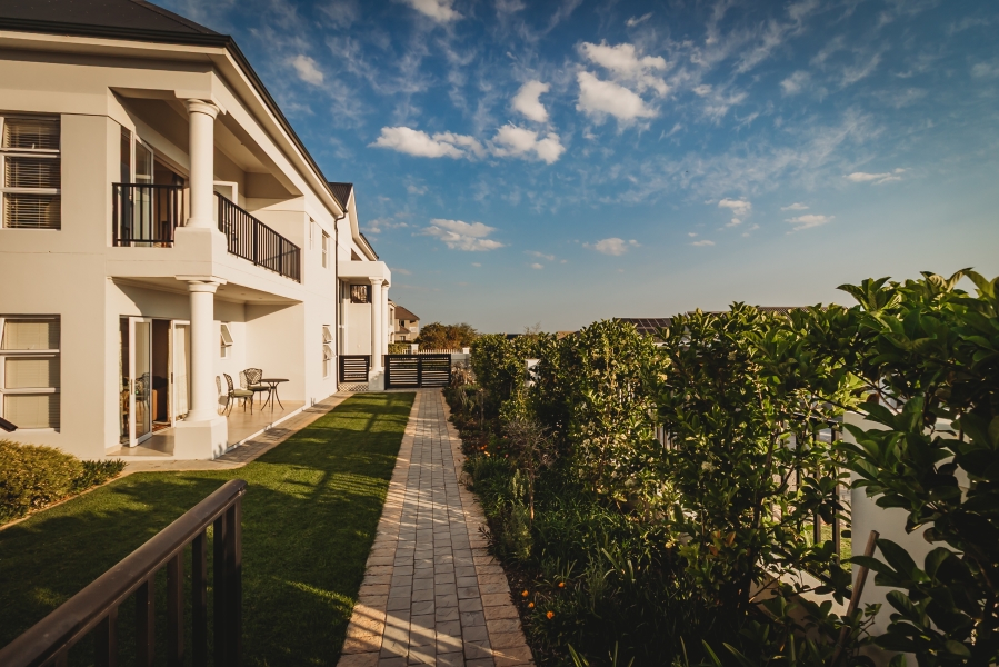 4 Bedroom Property for Sale in Kingswood Golf Estate Western Cape